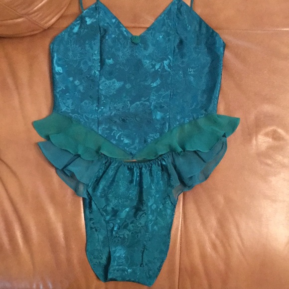 Vintage Victoria’s Secret Camisole Shorts PJ Teddy Bodysuit Size S - Picture 7 of 13